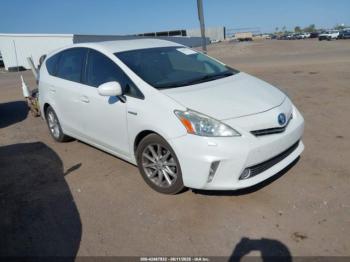  Salvage Toyota Prius v