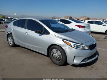  Salvage Kia Forte