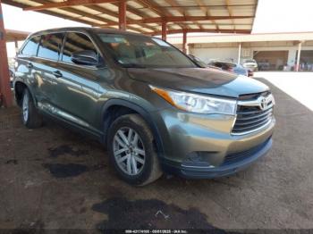  Salvage Toyota Highlander