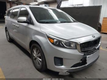  Salvage Kia Sedona