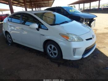  Salvage Toyota Prius