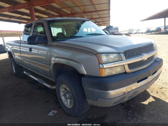 Salvage Chevrolet Silverado 2500