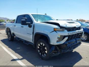  Salvage Chevrolet Silverado 2500