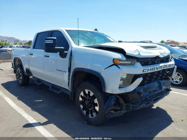  Salvage Chevrolet Silverado 2500