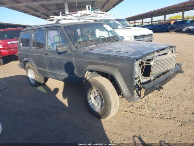  Salvage Jeep Cherokee