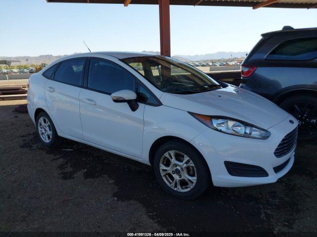  Salvage Ford Fiesta