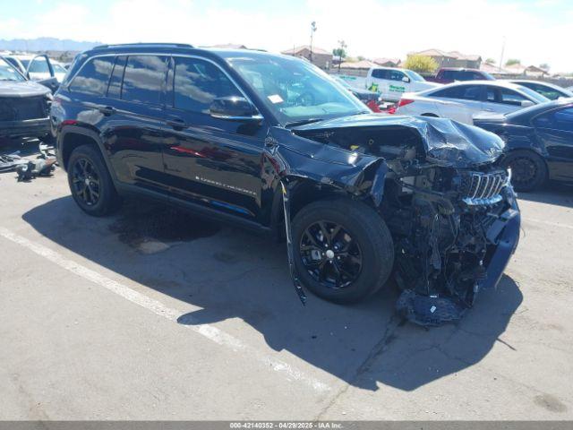  Salvage Jeep Grand Cherokee