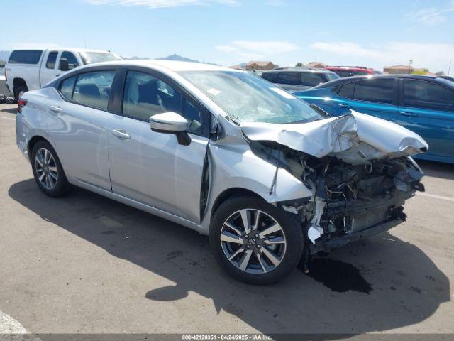  Salvage Nissan Versa