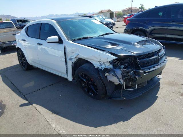  Salvage Dodge Avenger