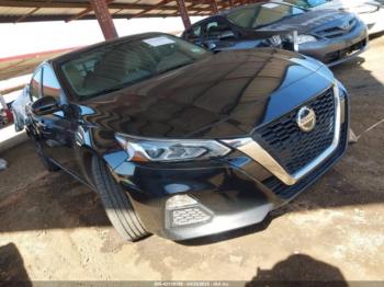  Salvage Nissan Altima