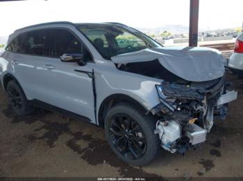 Salvage Kia Sorento
