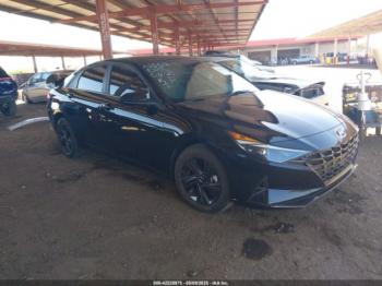  Salvage Hyundai ELANTRA