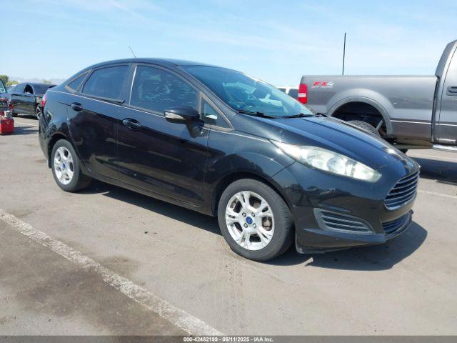  Salvage Ford Fiesta