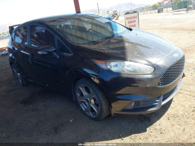  Salvage Ford Fiesta