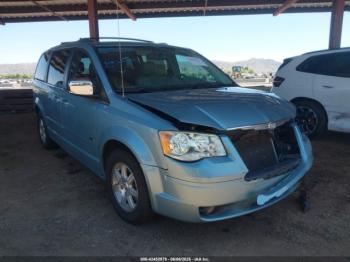  Salvage Chrysler Town & Country