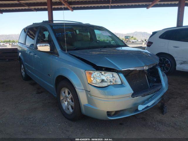  Salvage Chrysler Town & Country