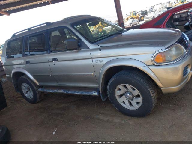  Salvage Mitsubishi Montero Sport