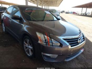  Salvage Nissan Altima