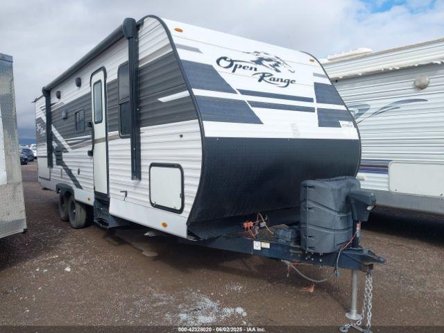  Salvage Highland Ridge Trailer