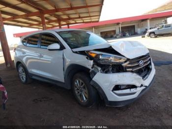  Salvage Hyundai TUCSON