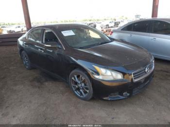  Salvage Nissan Maxima