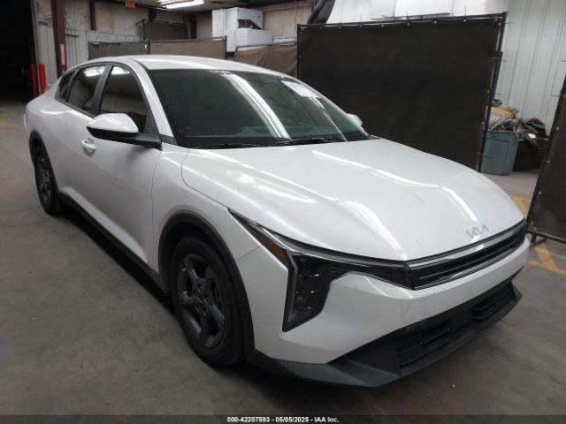  Salvage Kia K4