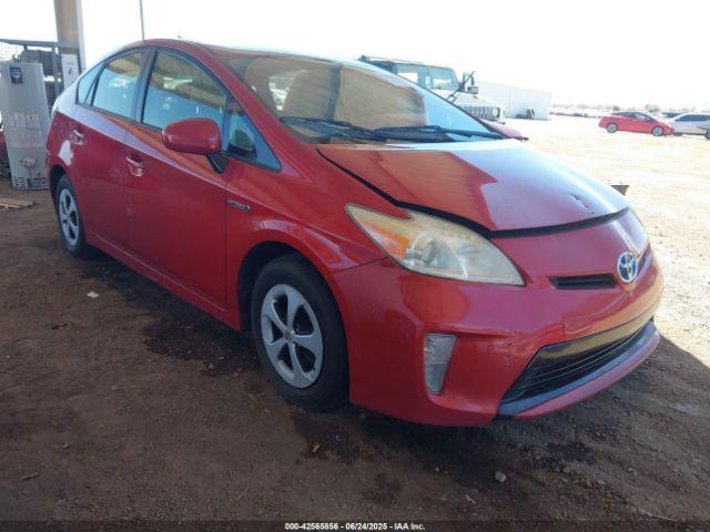  Salvage Toyota Prius