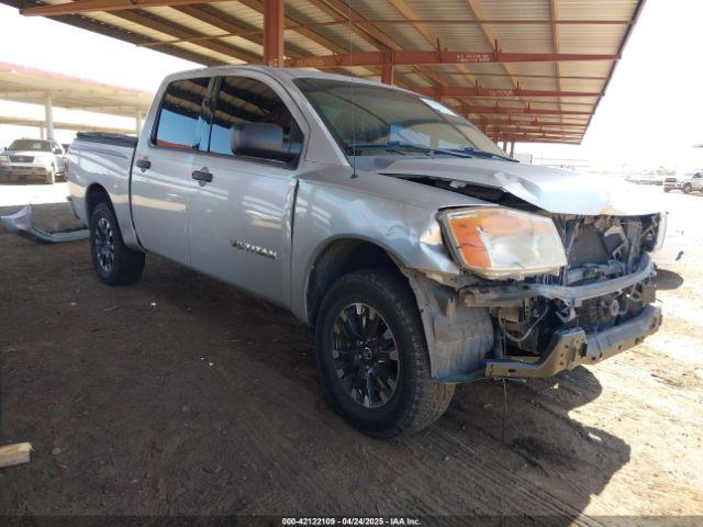  Salvage Nissan Titan
