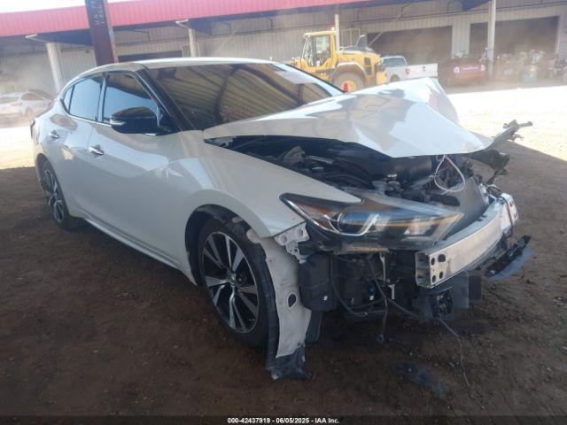  Salvage Nissan Maxima