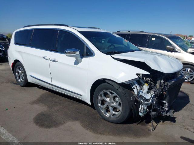  Salvage Chrysler Pacifica
