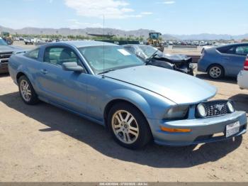  Salvage Ford Mustang