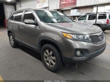  Salvage Kia Sorento
