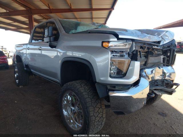  Salvage Chevrolet Silverado 2500