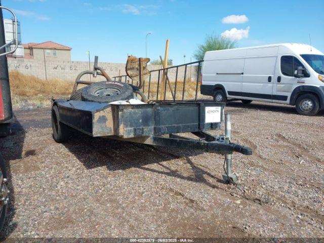  Salvage Pj Trailers Trailer