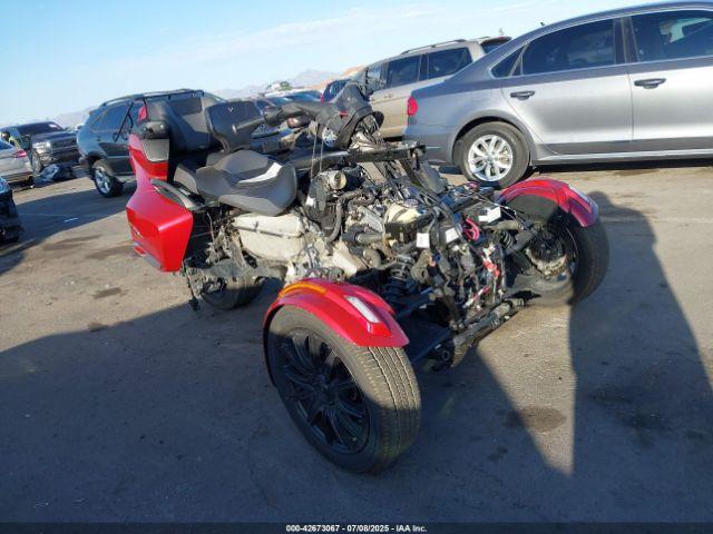  Salvage Can-Am Spyder Roadster