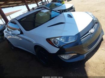  Salvage Hyundai Genesis