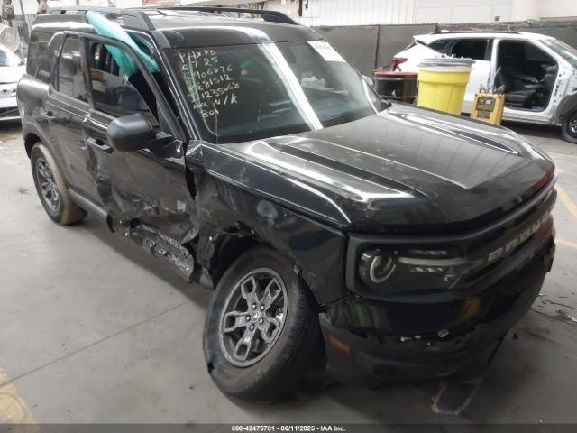  Salvage Ford Bronco