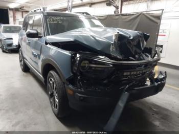 Salvage Ford Bronco
