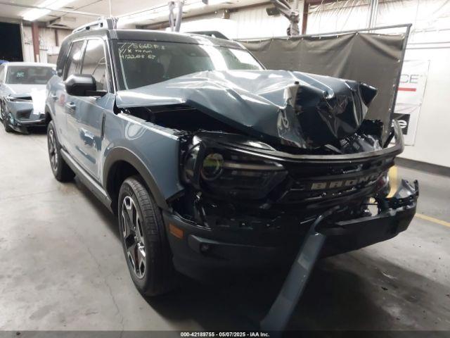  Salvage Ford Bronco