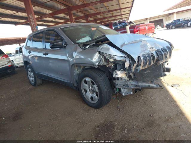  Salvage Jeep Cherokee