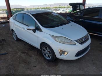  Salvage Ford Fiesta
