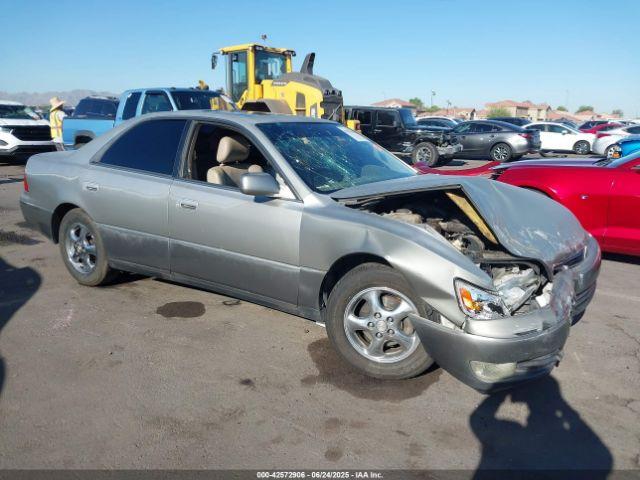  Salvage Lexus Es