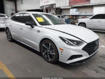  Salvage Hyundai SONATA