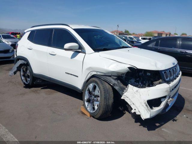  Salvage Jeep Compass