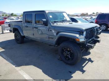  Salvage Jeep Gladiator