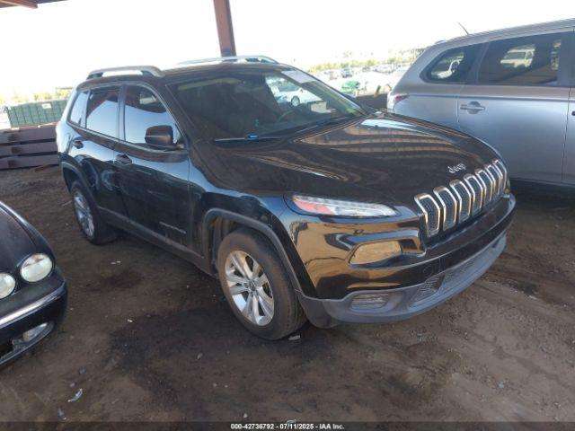  Salvage Jeep Cherokee