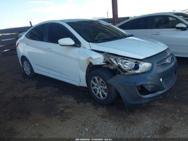  Salvage Hyundai ACCENT
