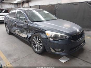  Salvage Kia Cadenza
