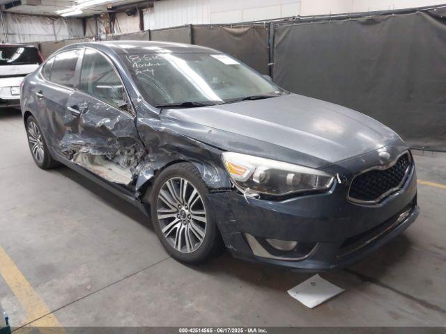  Salvage Kia Cadenza