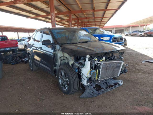  Salvage Kia Seltos